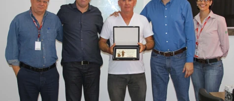 Homenagem ao Sr. Luiz C. Pieneconta pelos 29 anos de trabalho