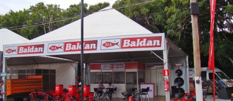 Baldan apresenta semeadora de arrasto na Expocafé em MG